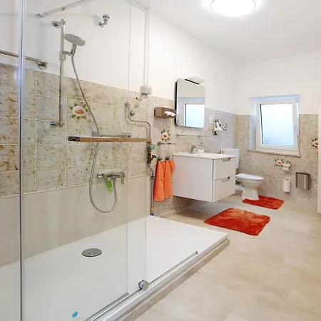 Am Regierungsplatz 아파트 *